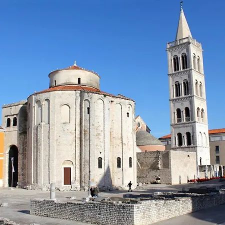 By The Sea - 24250 ザダル