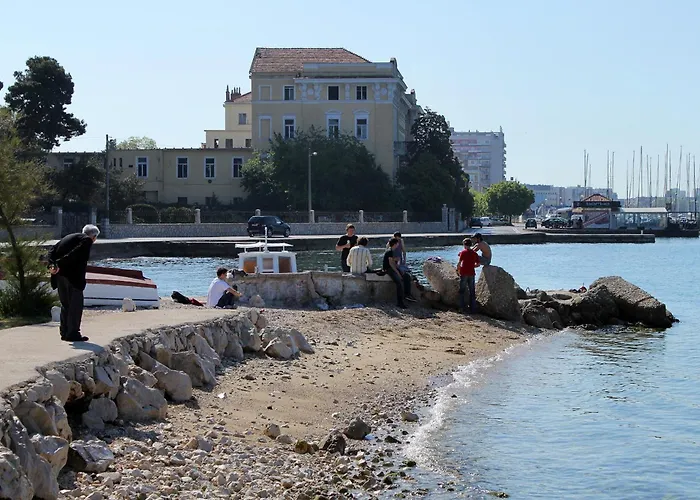 By The Sea - 24250 アパート ザダル